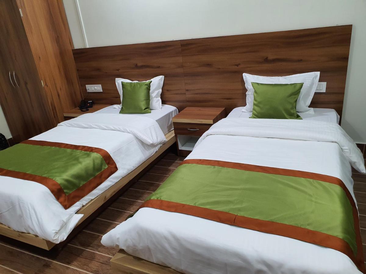 Hotel Deo Volente Sivasagar Ngoại thất bức ảnh
