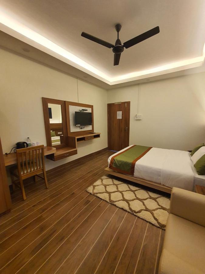 Hotel Deo Volente Sivasagar Ngoại thất bức ảnh