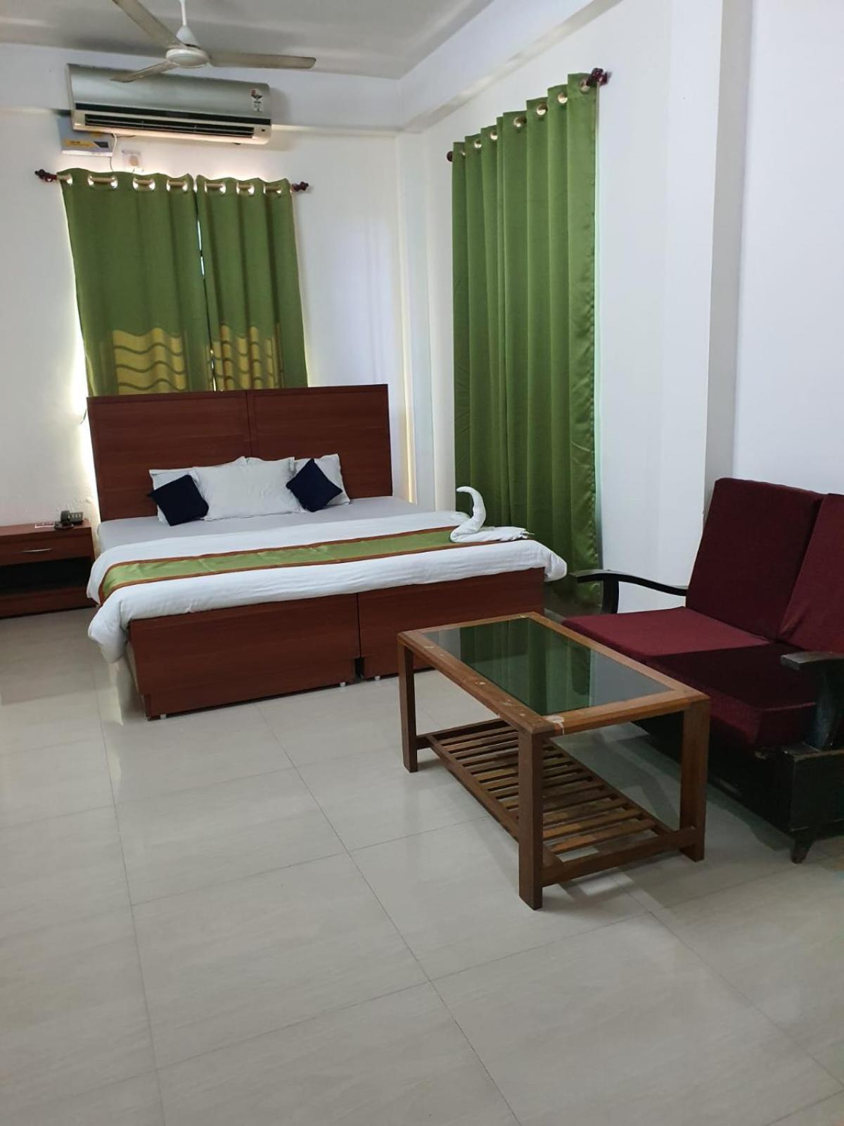 Hotel Deo Volente Sivasagar Ngoại thất bức ảnh